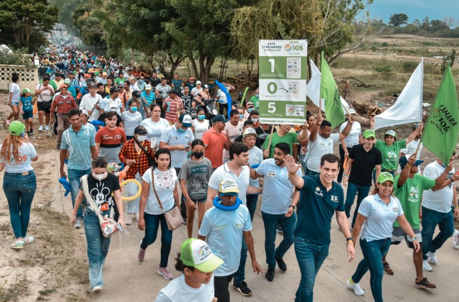 Photo of Chinú, Lorica y San Bernardo acompañaron con un masivo respaldo al candidato Julio Elías Vidal
