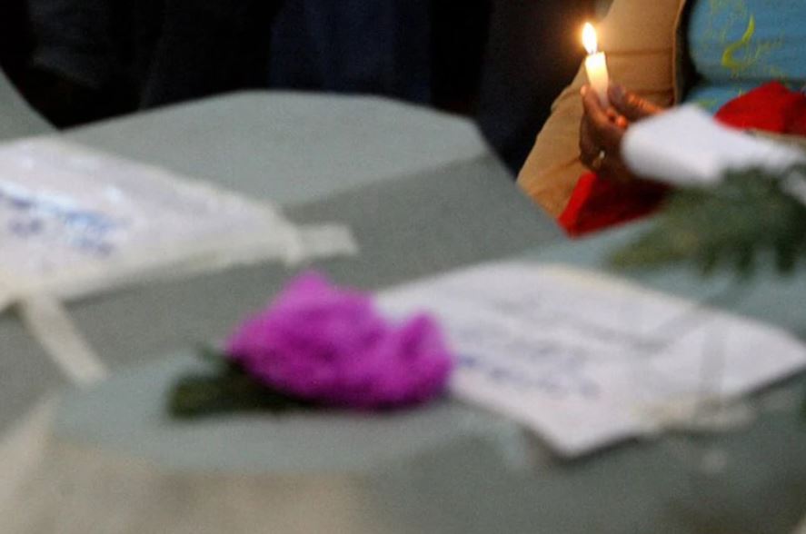 Photo of Porque su esposa lo abandonó, hombre envenenó a sus hijos de 4 y 7 años