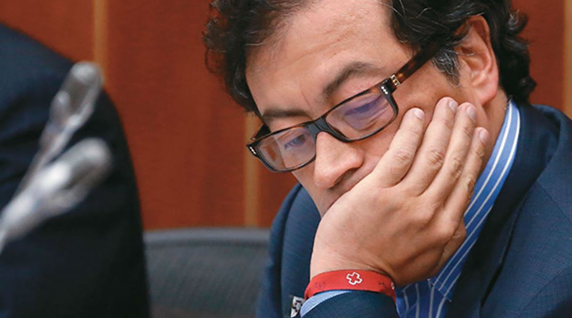 Photo of Fórmula vicepresidencial de Petro estaría entre seis mujeres