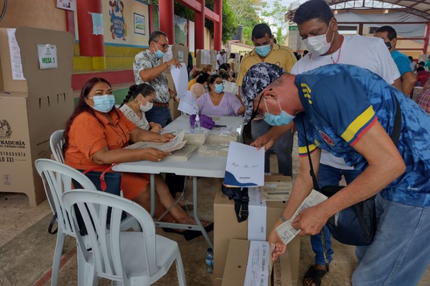 Photo of ¿Cómo pedir el medio día de descanso por votar en las elecciones?