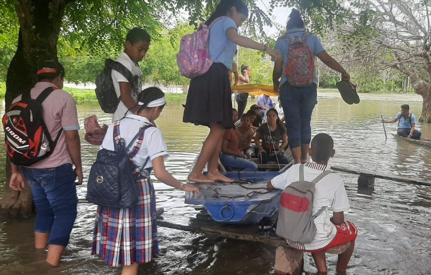 Photo of Inundaciones en Ayapel provocan casos de deserción escolar