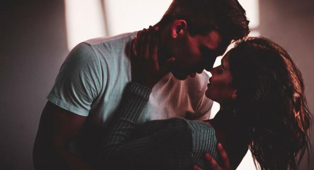 Photo of Ansiedad sexual: ¿cómo controlarla para alcanzar el placer?