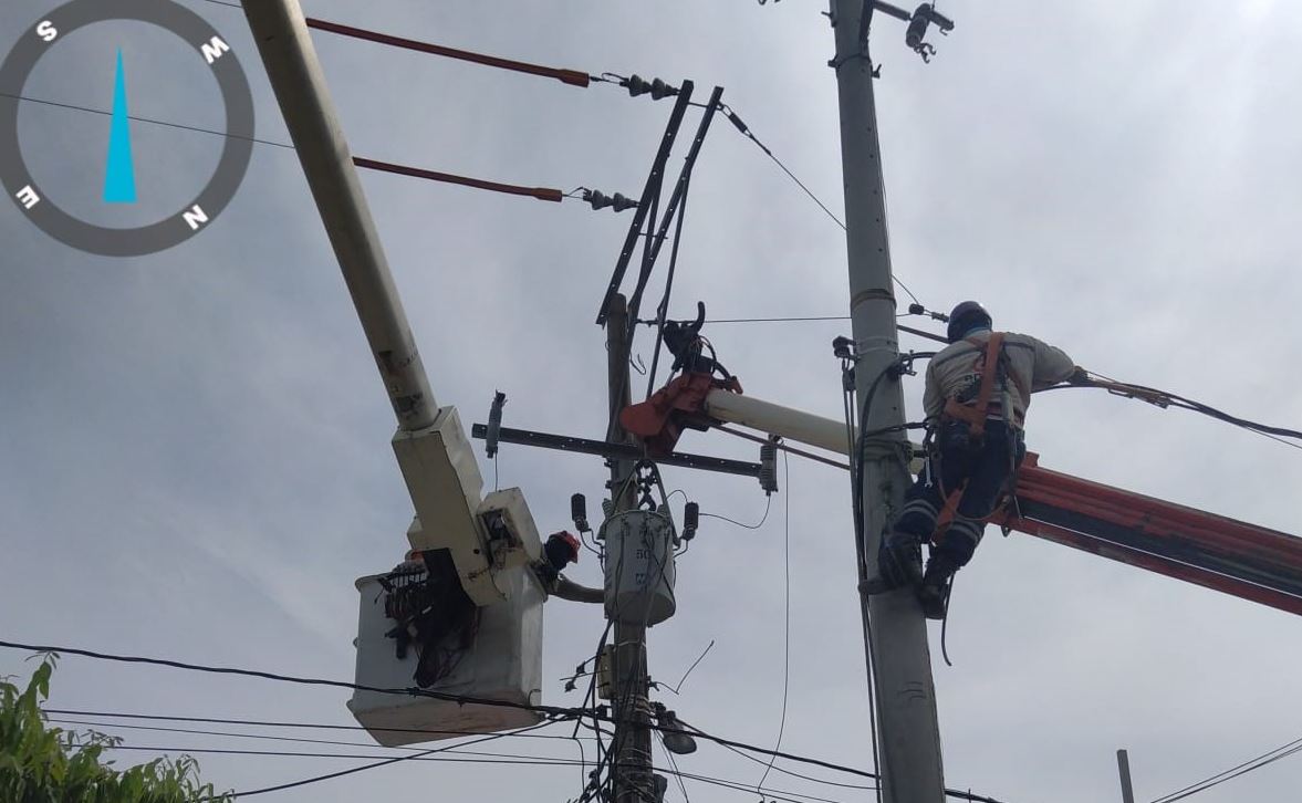 Photo of Afinia continúa renovando y optimizando la infraestructura eléctrica en Montelíbano, Puerto Libertador y Ayapel