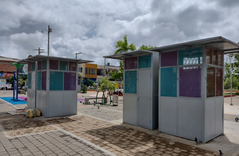 Photo of Casetas del parque Simón Bolívar de Planeta Rica nunca se han usado y están oxidándose
