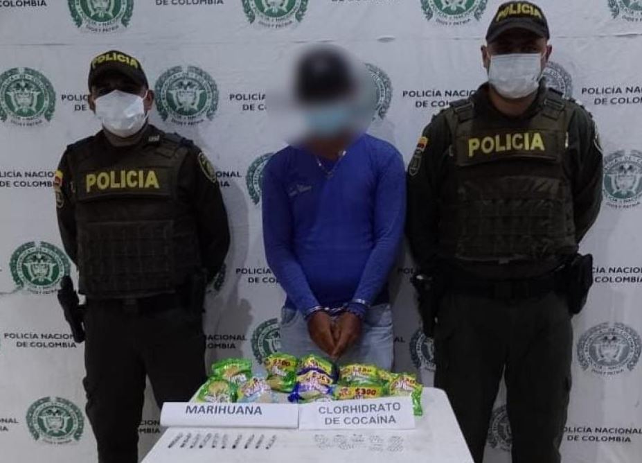 Photo of Cae en Planeta Rica sujeto que escondía droga en bolsas de papas fritas