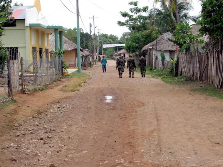 Photo of Elecciones: Alerta por riesgo de violencia en tres municipios del San Jorge