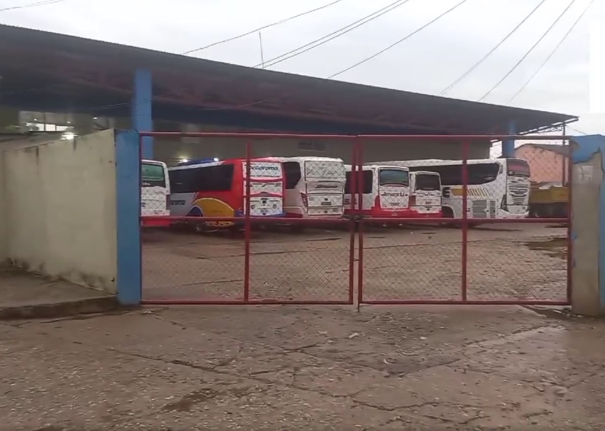 Photo of Comercio y transporte paralizado en Ayapel por paro armado