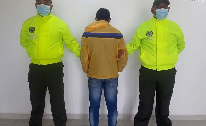 Photo of A la cárcel hombre señalado de abusar sexualmente de sus tres hijastras
