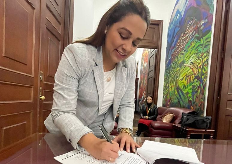 Photo of Representante Ana Paola García radicó dos proyectos de ley
