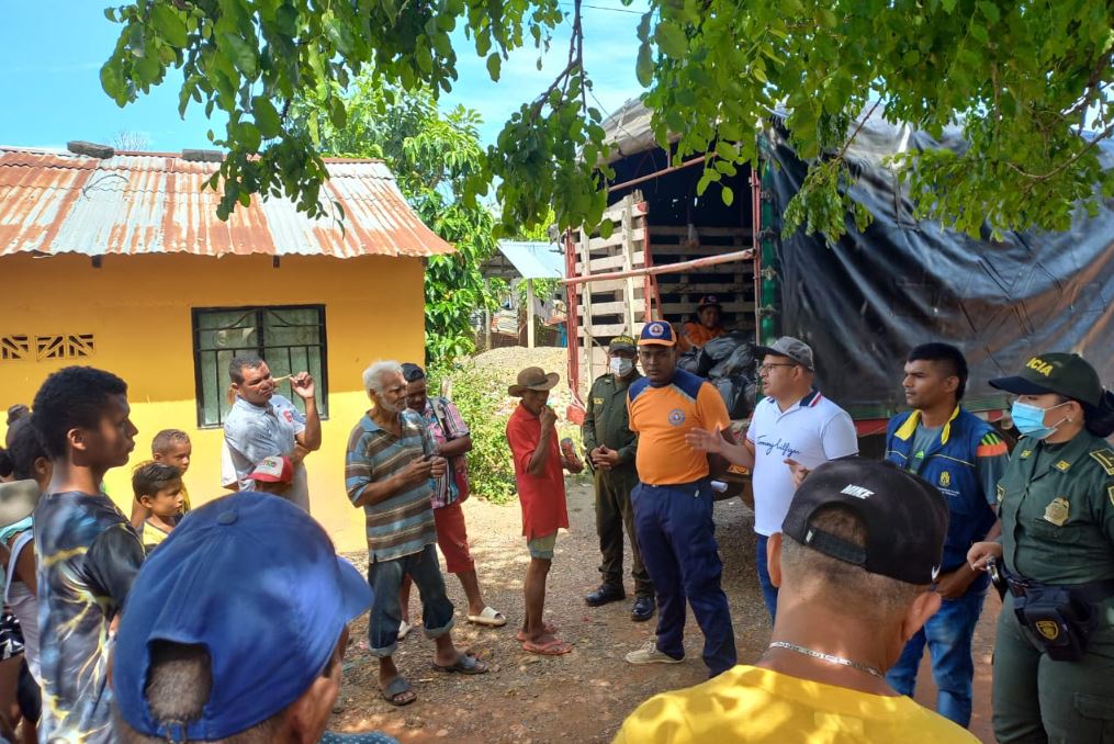 Photo of Alcalde de Buenavista comprometido con Puerto Córdoba: Entregan ayudas a damnificados