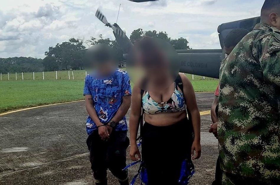 Photo of Cayeron “Tatiana”, “69” y “Pluma”, presuntos integrantes del Clan del Golfo en Puerto Libertador
