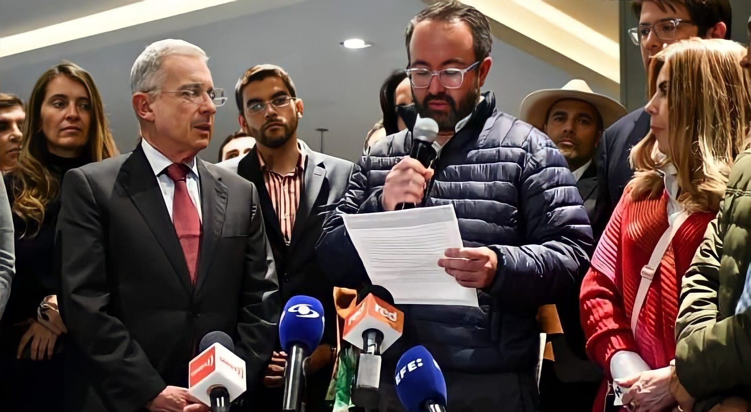 Photo of Centro Democrático se declaró en oposición a Petro