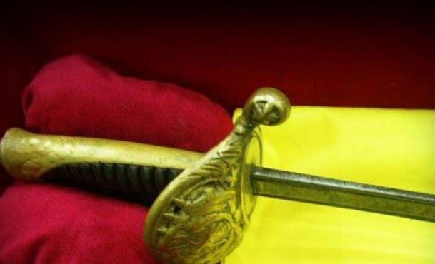 Photo of Espada de Bolívar estará en la posesión de Petro