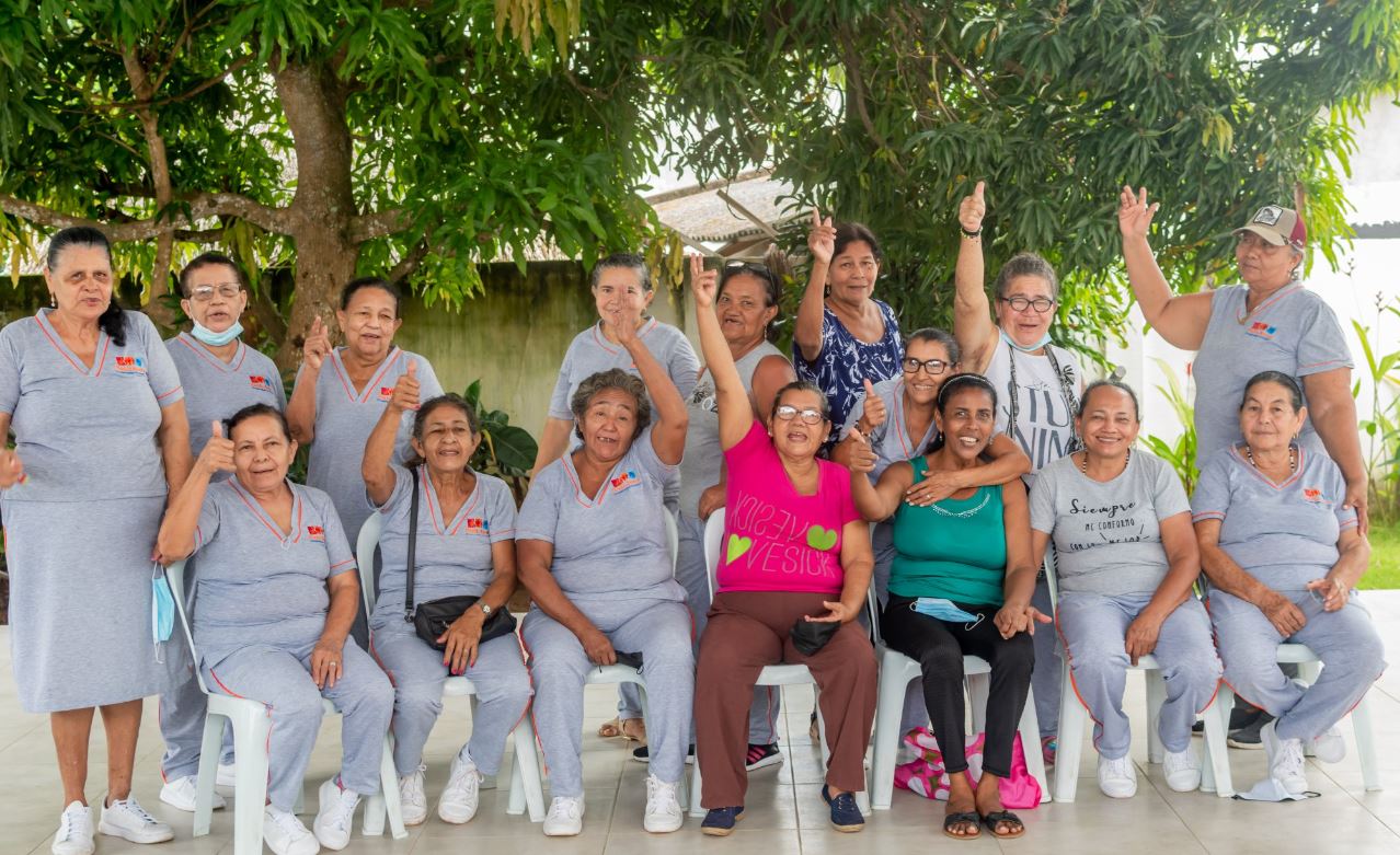 Photo of Cien adultos mayores de Pueblo Nuevo se benefician con programa de atención integral