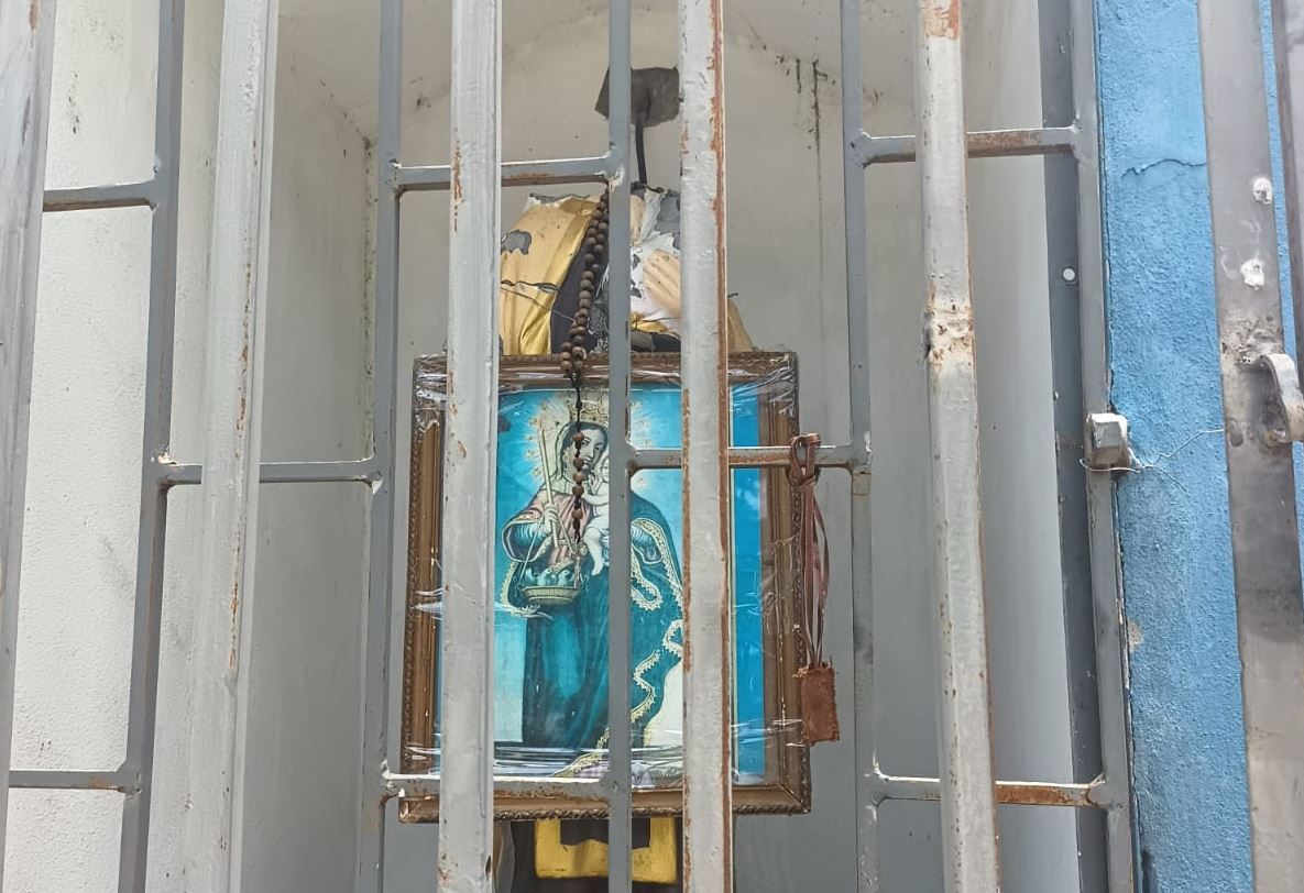 Photo of Sigue destrucción de imágenes religiosas en Montelíbano