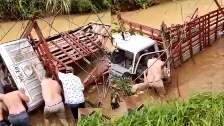 Photo of Camión fue arrastrado por una quebrada en zona rural de Puerto Libertador