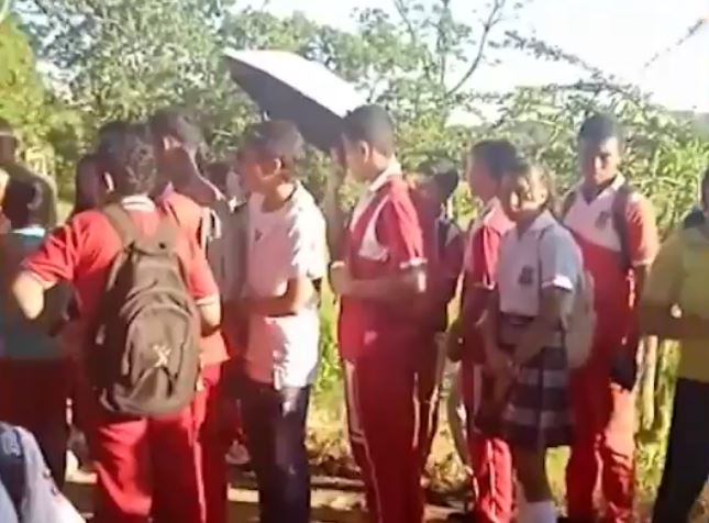 Photo of Protestan por falta de transporte escolar en colegio de Plaza Bonita, Planeta Rica