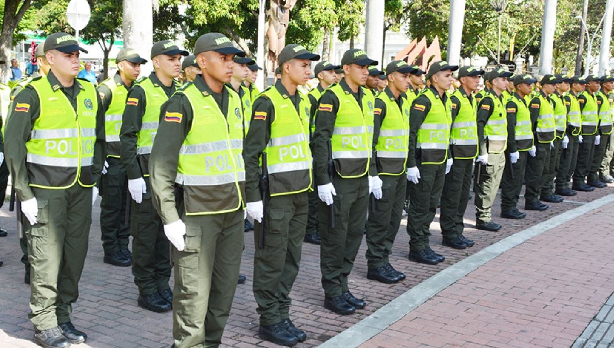 Photo of Petro ordena retirar a auxiliares de la policía que estén en zonas de riesgo