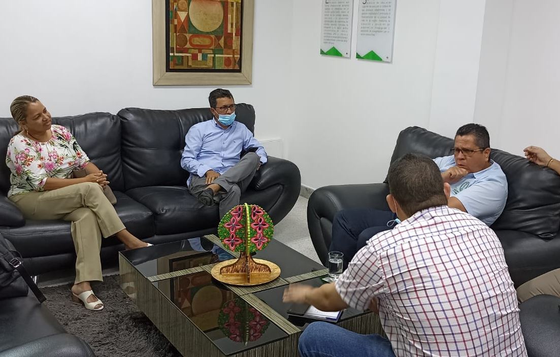Photo of Representante Leonor Palencia se reunió con rector de la universidad de Córdoba para cerrar brechas en la educación superior