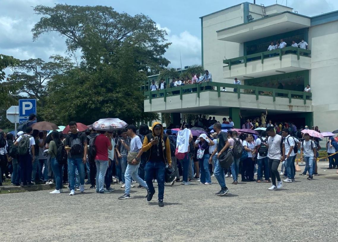 Photo of En disturbios terminó asamblea estudiantil en la Universidad de Córdoba