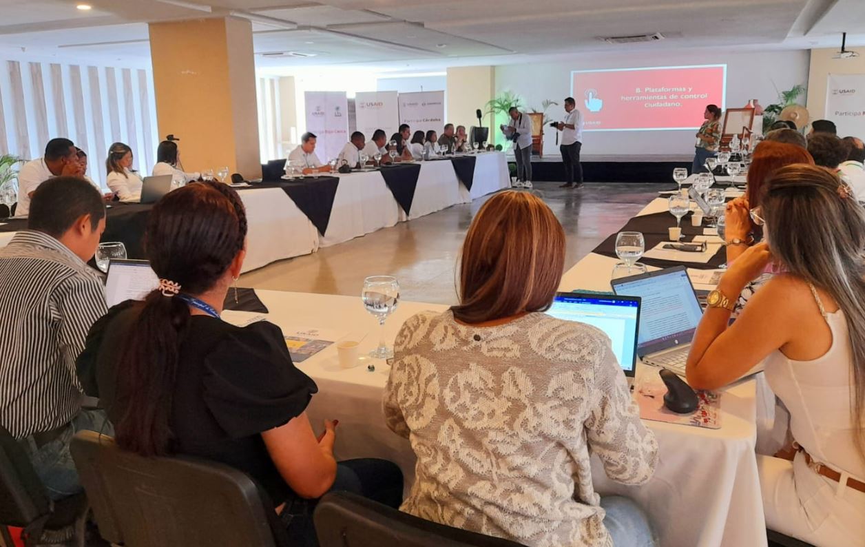 Photo of “Red Participa Colombia” avanza para poner su lupa a los recursos públicos