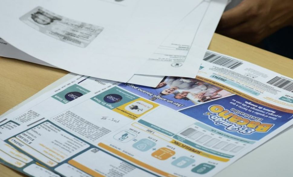 Photo of Aplazan anuncio de reducción de tarifas de energía, ¿cuál fue la razón?