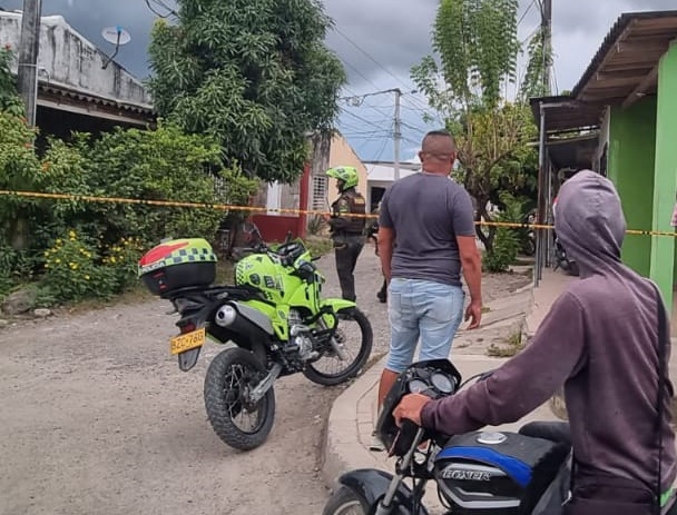 Photo of En medio de una discusión con su mujer, subintendente de la Policía se habría quitado la vida en Montería