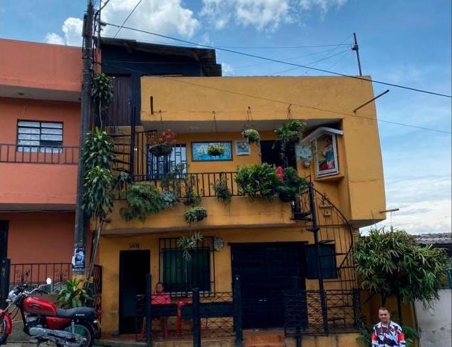 Photo of Lanzaron a hombre de un tercer piso porque habría interferido en una pelea de pareja