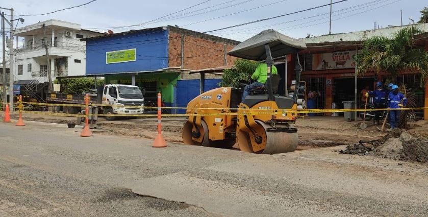 Photo of Iniciaron obras de recuperación de cuatro tramos de la vía Montelíbano – Puerto Libertador