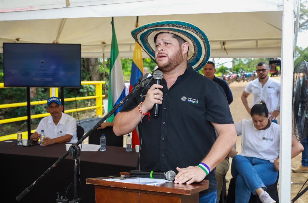 Photo of Gobernador de Córdoba tiene la mayor aprobación en la Región Caribe, según encuesta