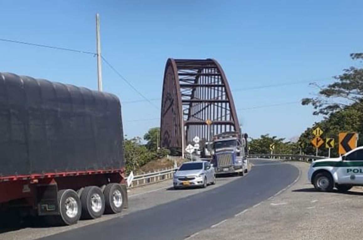 Photo of Damnificados por Cara e´ gato permiten tráfico temporal tras reunión con autoridades