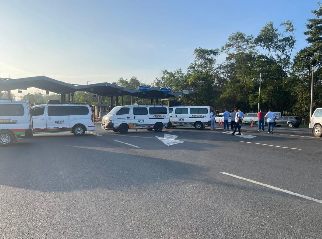Photo of Protestas y bloqueos en peajes de Córdoba