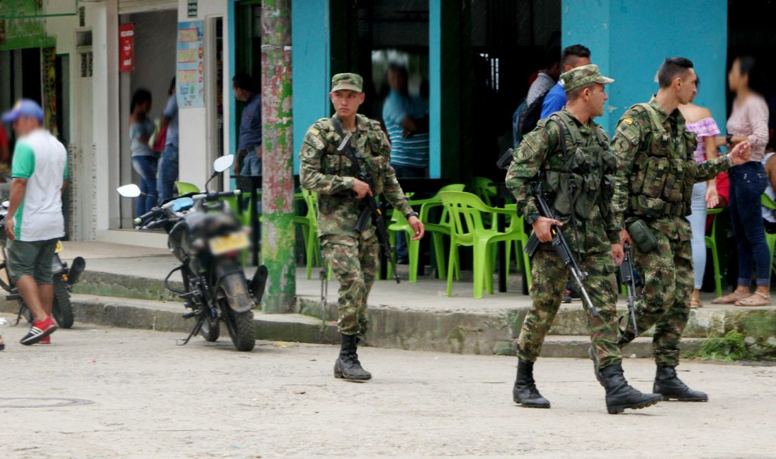 Photo of Ejército asegura que información sobre paro armado en Córdoba es falsa