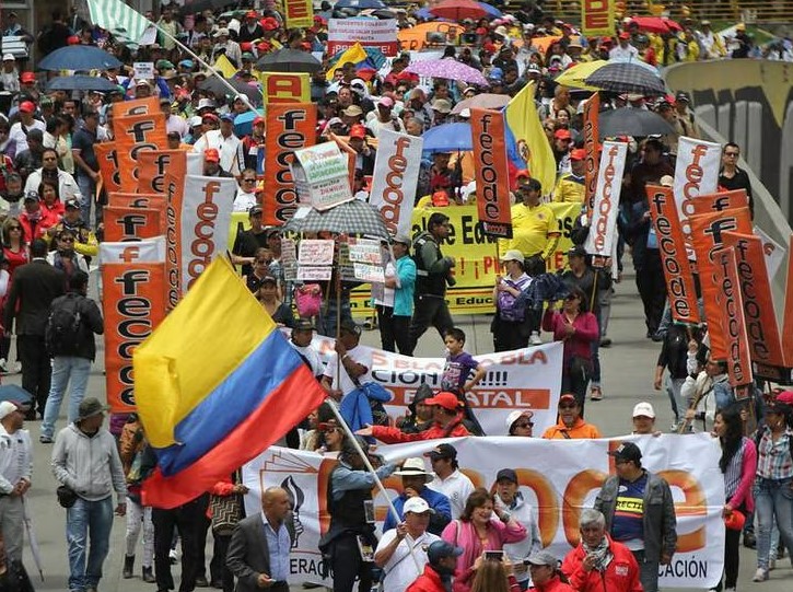 Photo of Fecode anuncia paro nacional este 15 de abril para exigir mejor atención en salud
