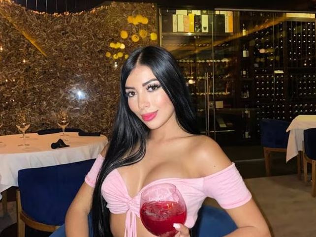 Photo of Novio de Valentina Trespalacios rompe el silencio sobre John Poulos: «Me decía que era un amigo»