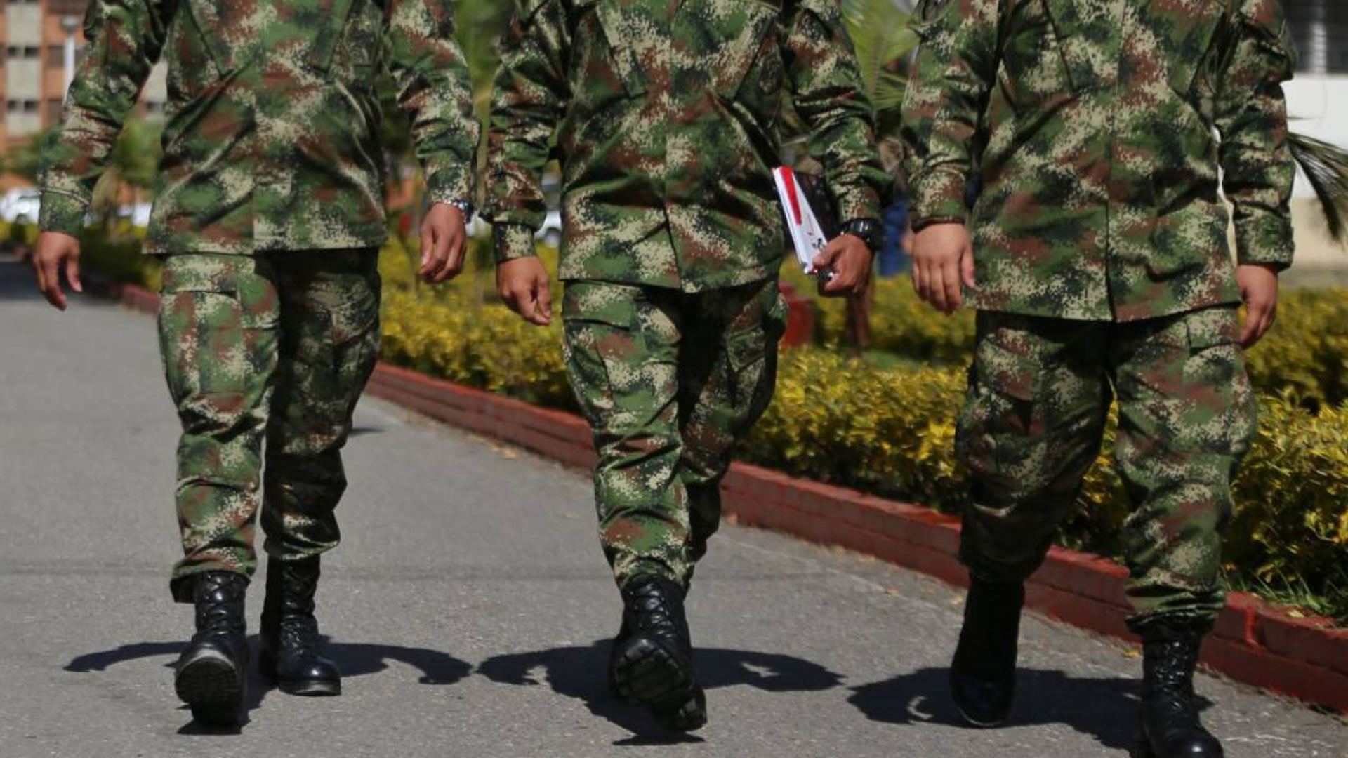 Photo of Más de 20 tenientes coroneles solicitaron la baja del Ejército