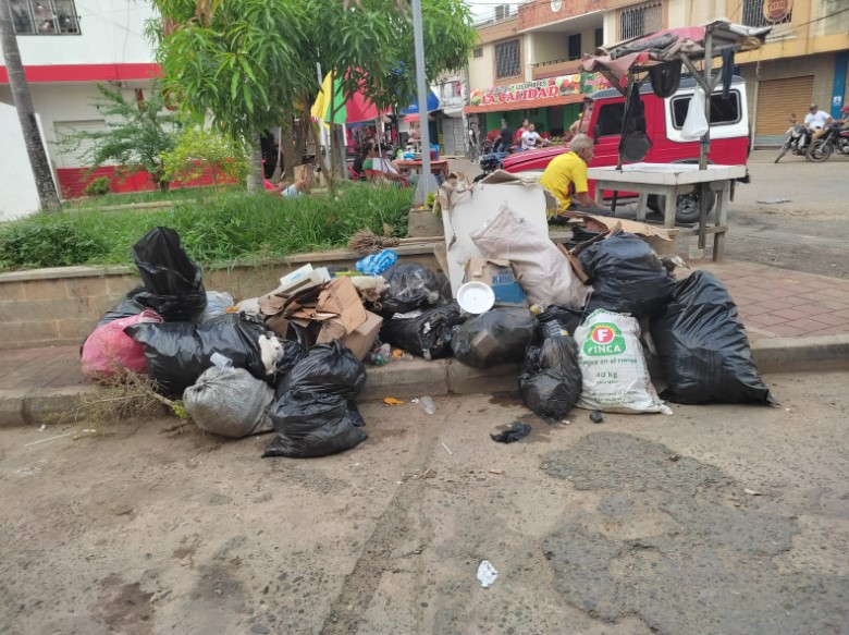 Photo of Sector de Planeta Rica completa una semana sin recolección de basuras