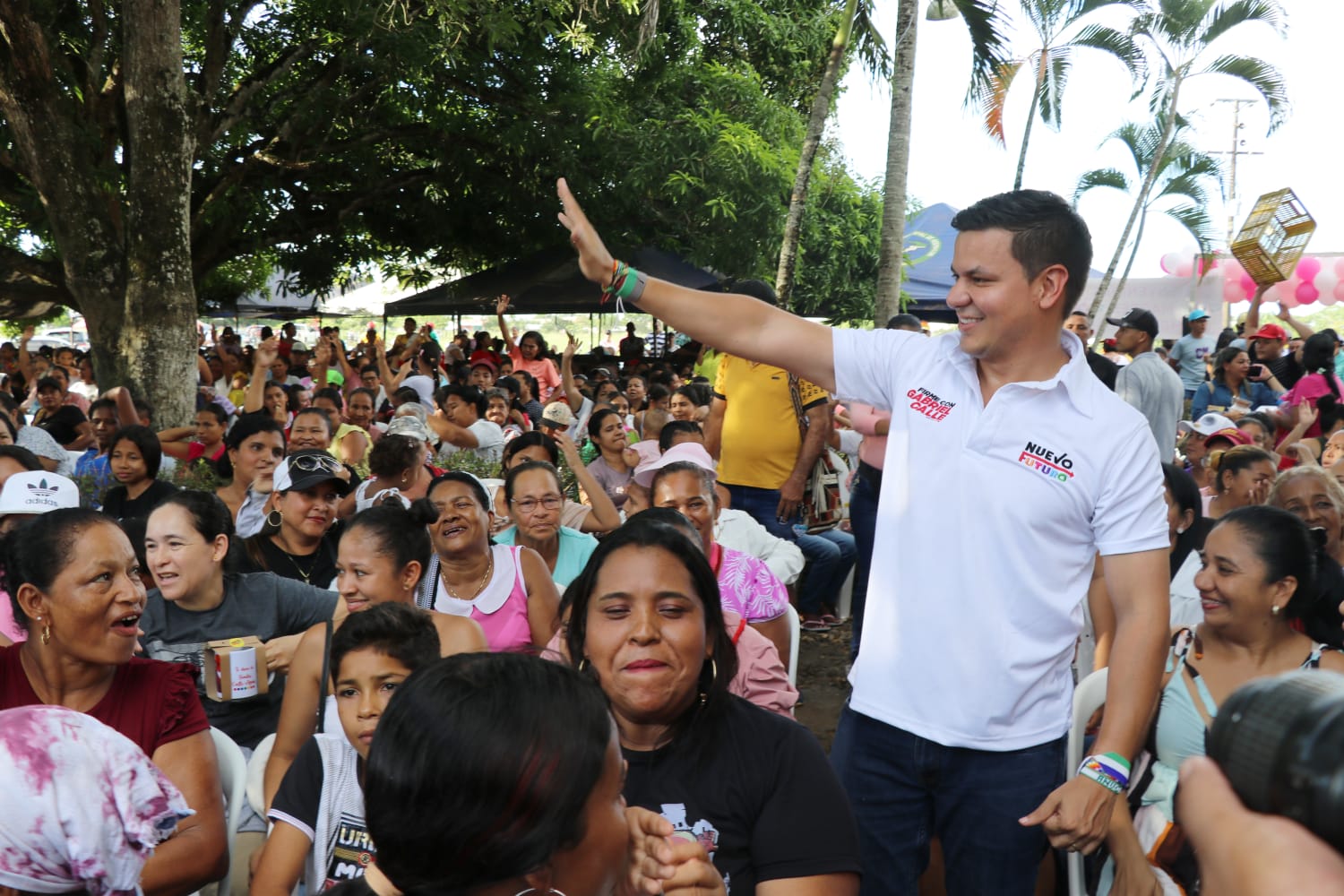 Photo of Multitudinaria celebración del mes de las madres en Montelíbano