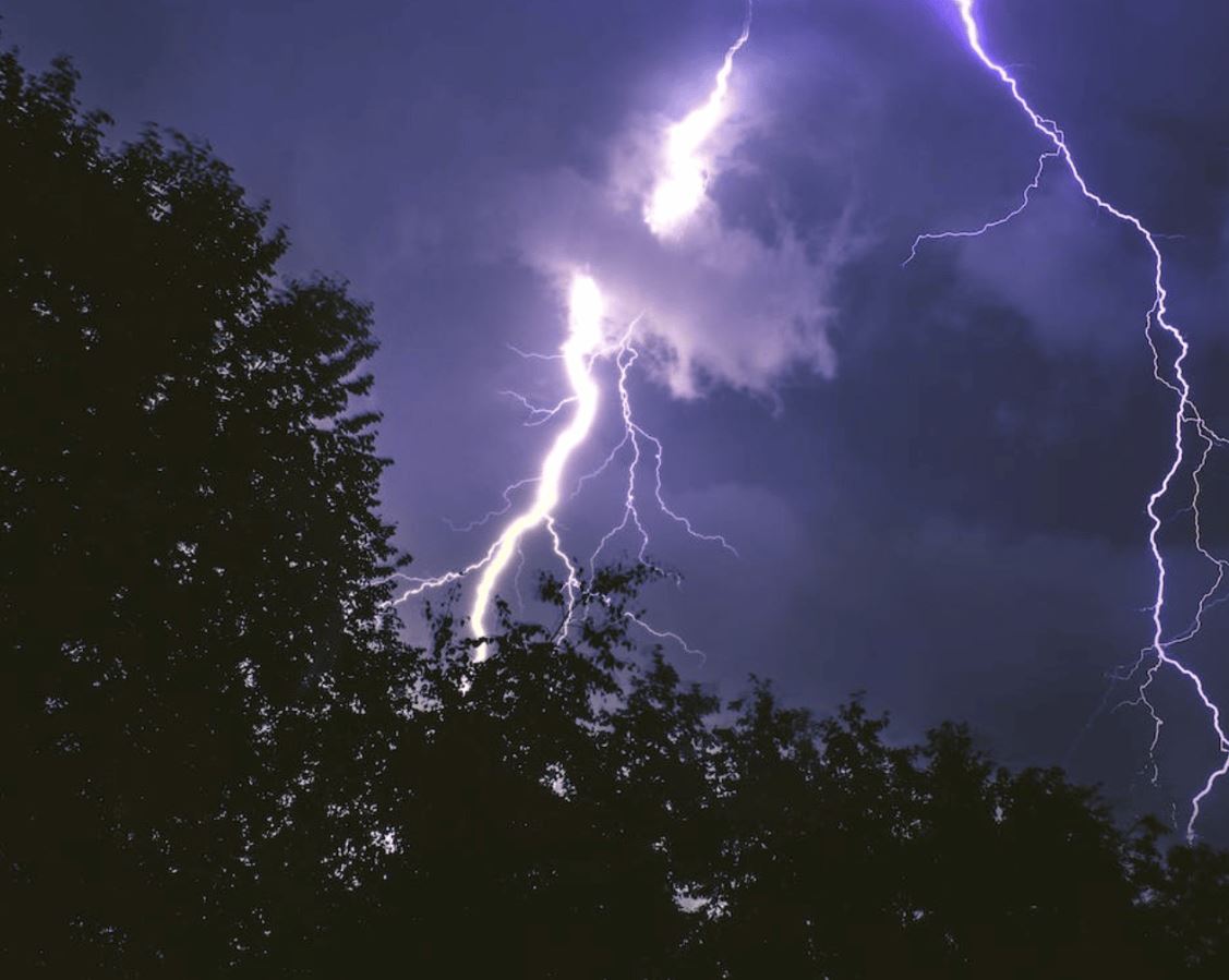 Photo of Autoridades mantienen alerta en más del 50% del territorio cordobés por tormentas eléctricas