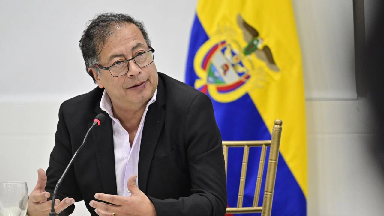 Photo of Reacción del presidente Gustavo Petro tras renuncia de la ministra de Minas, Irene Vélez