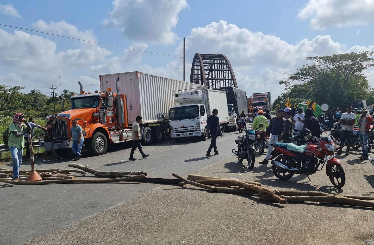 Photo of Córdoba entre los departamentos con más bloqueos viales en Colombia en 2023