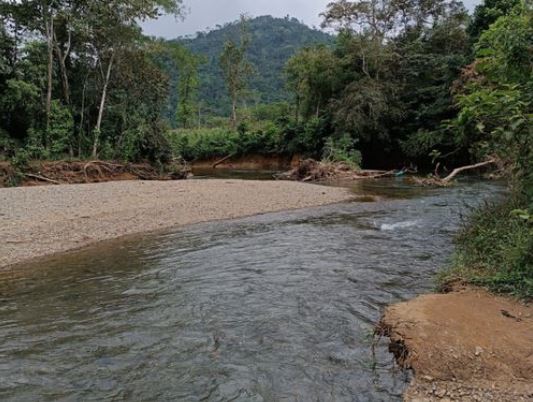 Photo of Un comerciante y su hija de 7 años murieron ahogados mientras cruzaban una quebrada en Puerto Libertador