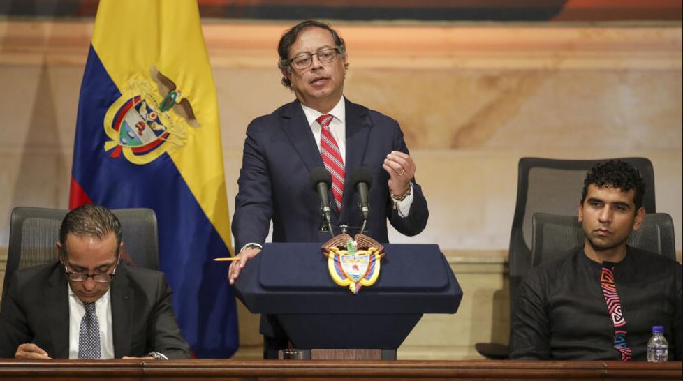 Photo of Se cumple el primer mes de la legislatura: reformas del Gobierno Petro siguen estancadas