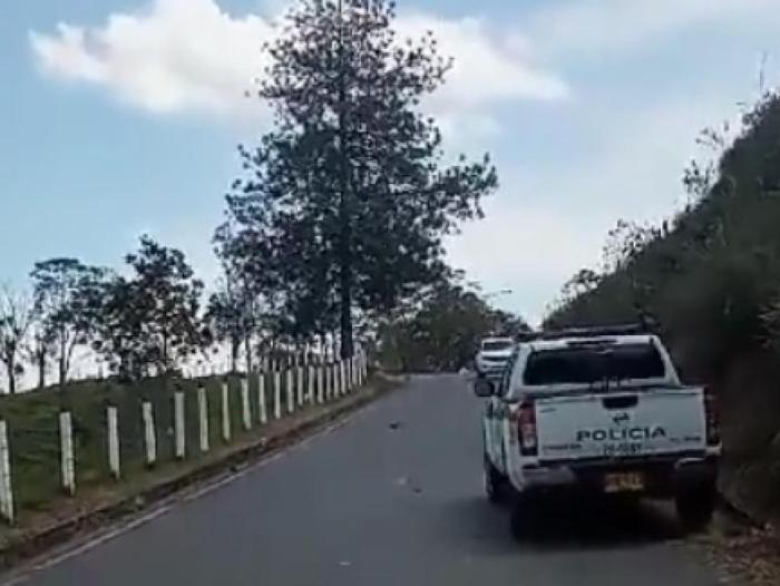 Photo of Disidencias Farc se atribuyen asesinato de tres policías en el Cauca