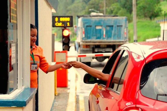Photo of Congelación de peajes podría generar hueco fiscal de $13,8 billones