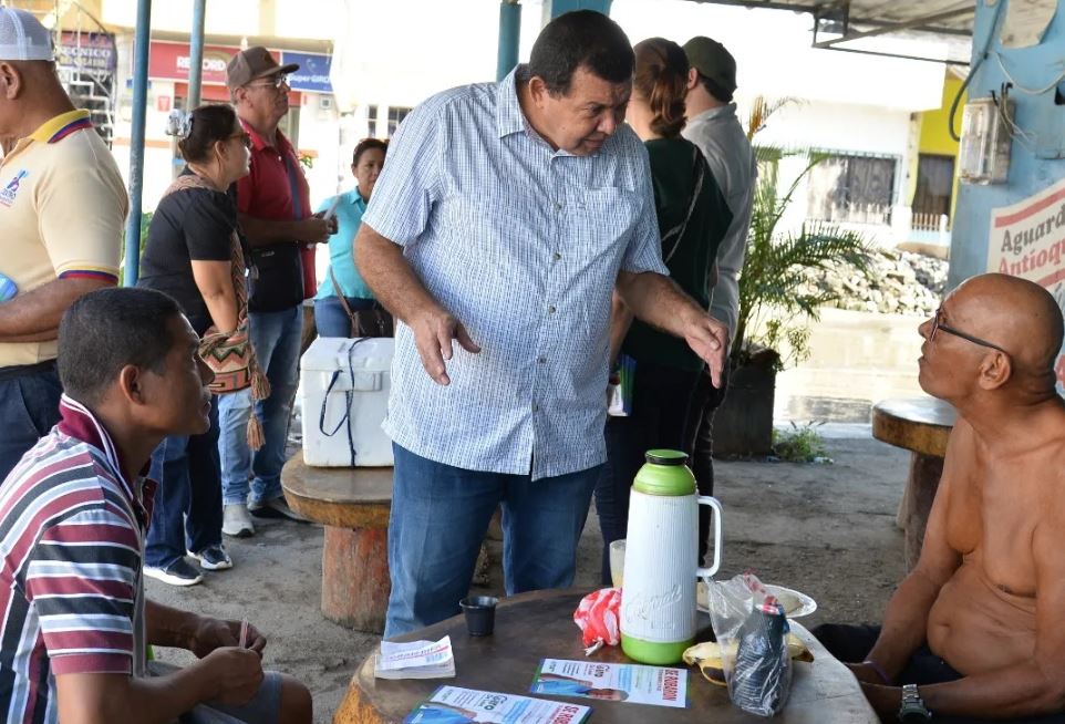 Photo of «Córdoba no es una finca, su administración no debería ser herencia familiar»: Ciro De León