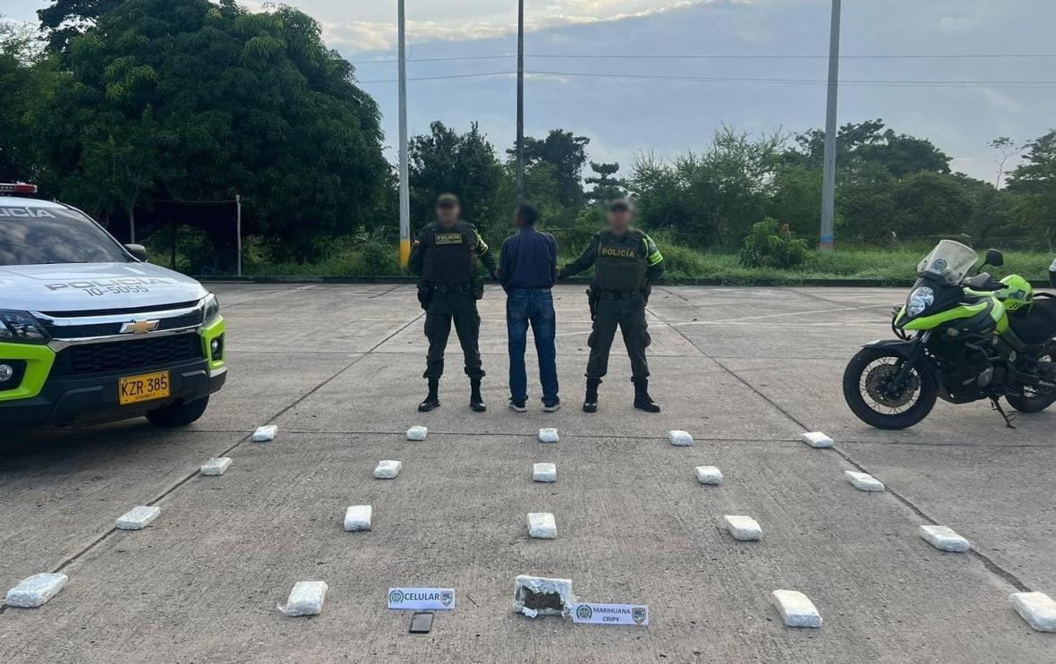 Photo of Capturan en Planeta Rica a Buenavistero que transportaba 11 kilos de marihuana ‘cripy