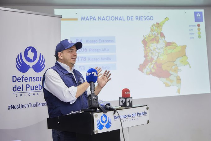 Photo of “El Presidente desconoce la labor en territorio de la Defensoría»
