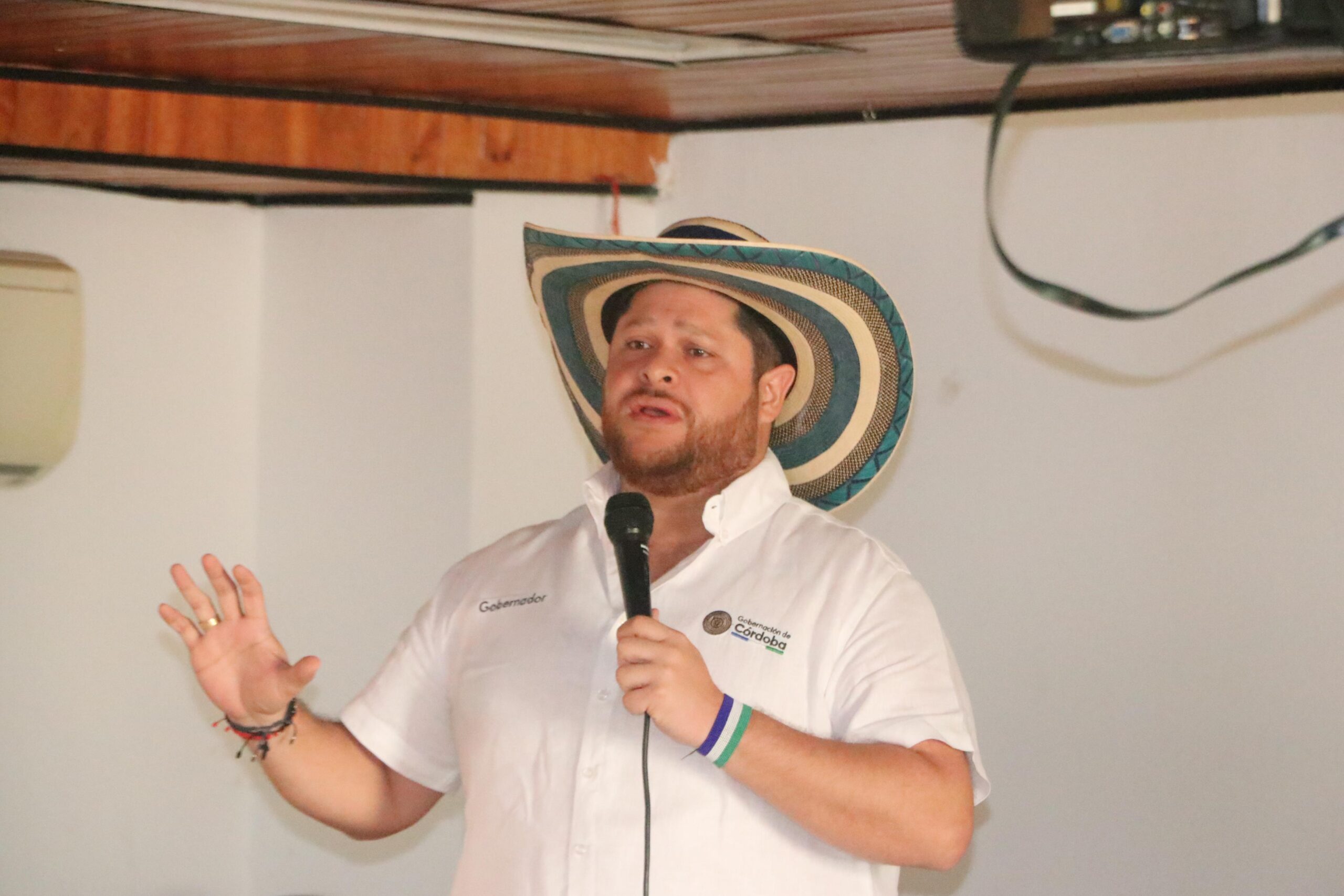 Photo of Gobernador invita a la población a mantener la calma y comportarse de manera ejemplar tras resultados electorales