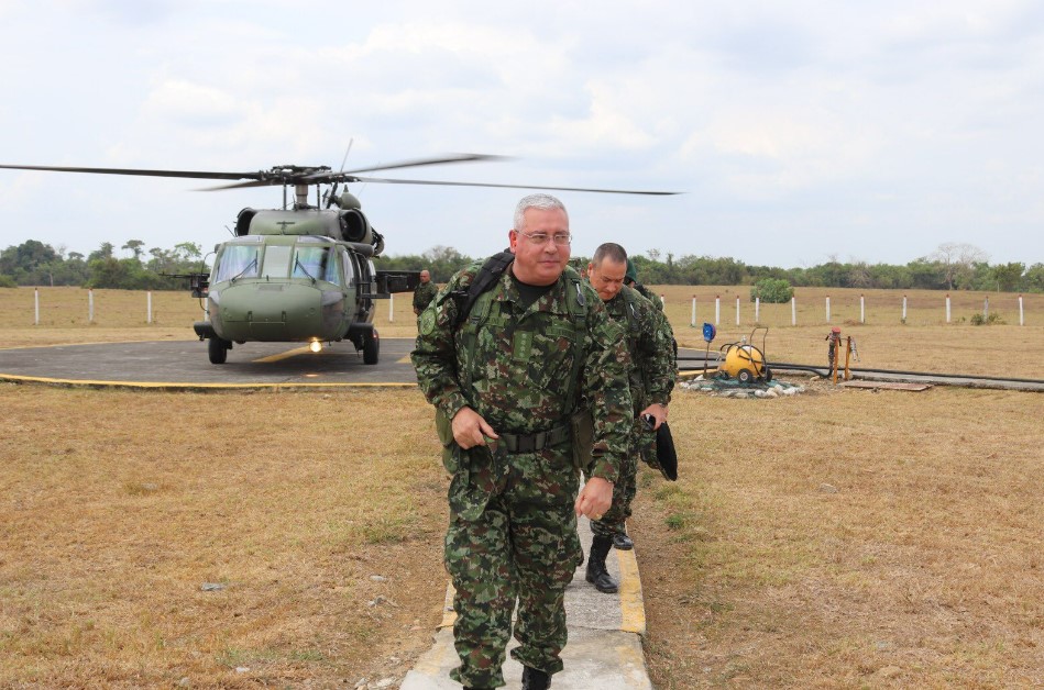 Photo of Fuerzas Militares en alerta ante posibles ataques de disidencias de ‘Iván Mordisco’